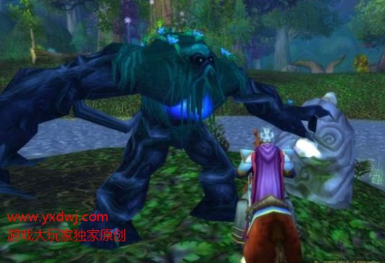 魔兽世界怀旧服坠星湖任务怎么做？WOW怀旧服灰谷陨落的月亮石在哪儿？