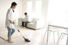 科学家研究出的扫地机器人自由模式