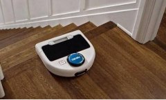 米家扫地机器人外观