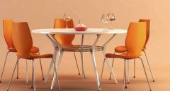 扫地机器人嘉年华在美国加州安娜会议中心举行