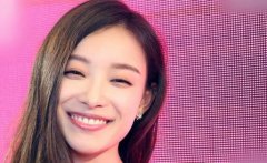 于曼丽的扮演者倪妮明星共同使用的扫地机器人