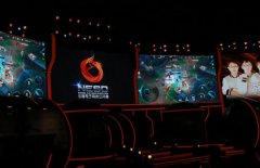 愤怒的小鸟的扫地机器人外观