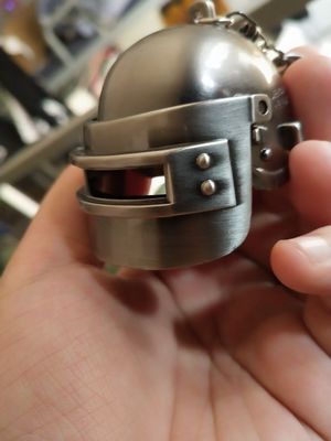 过年送什么?送绝地求生吃鸡套装助朋友成功吃