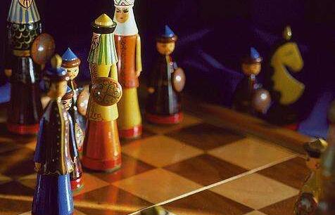 国内研发团队制作扫地机器人上榜